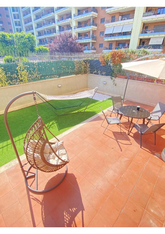 Sun Nest Apartment - Terrace & Garage فيوميتشينو المظهر الخارجي الصورة